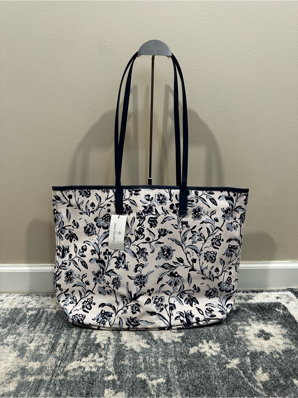 Vera Bradley Every Day Tote Bag Perennially Cream Navy Blue Floral NWT